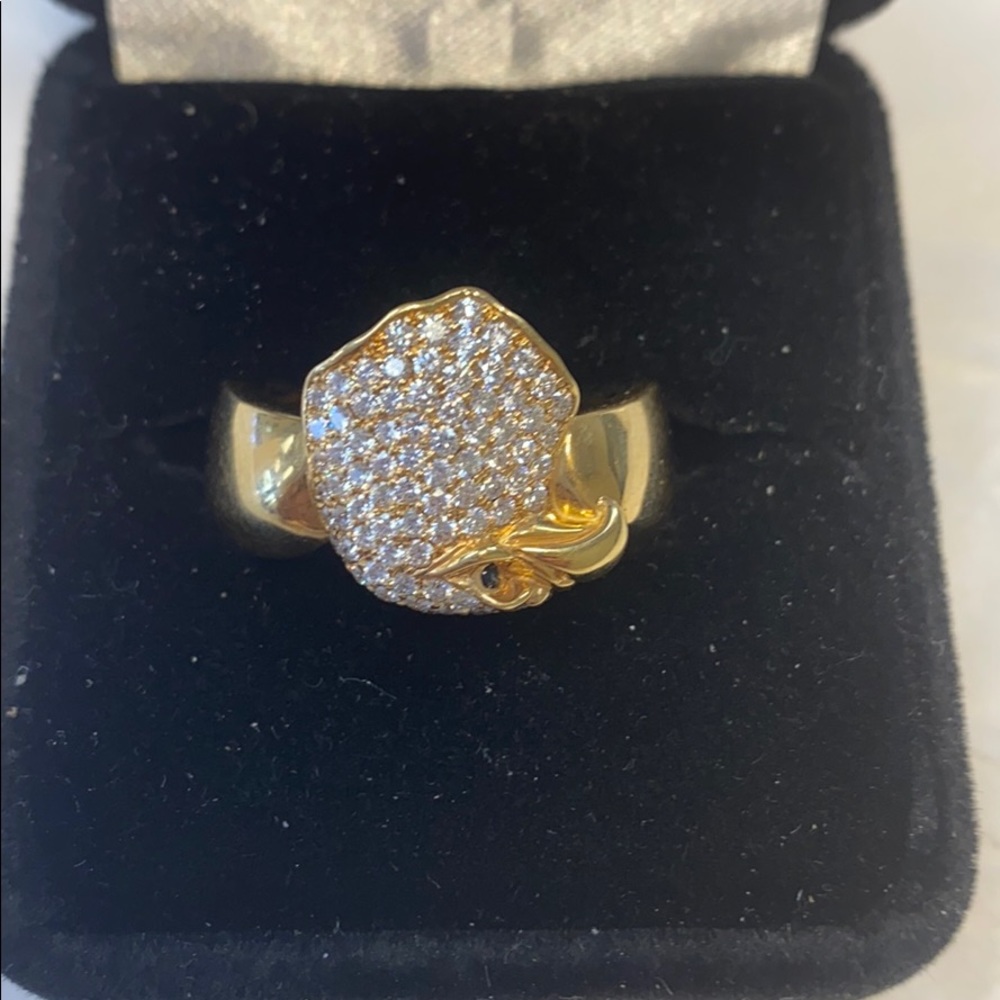 18k Solid Gold Eagle Diamonds Ring - image 1